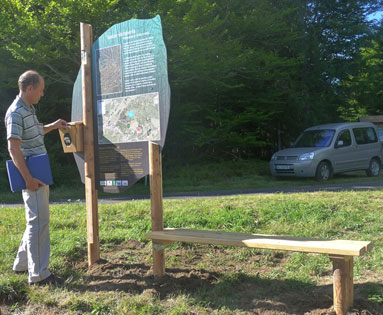 panneau de présentation du sentier-découverte